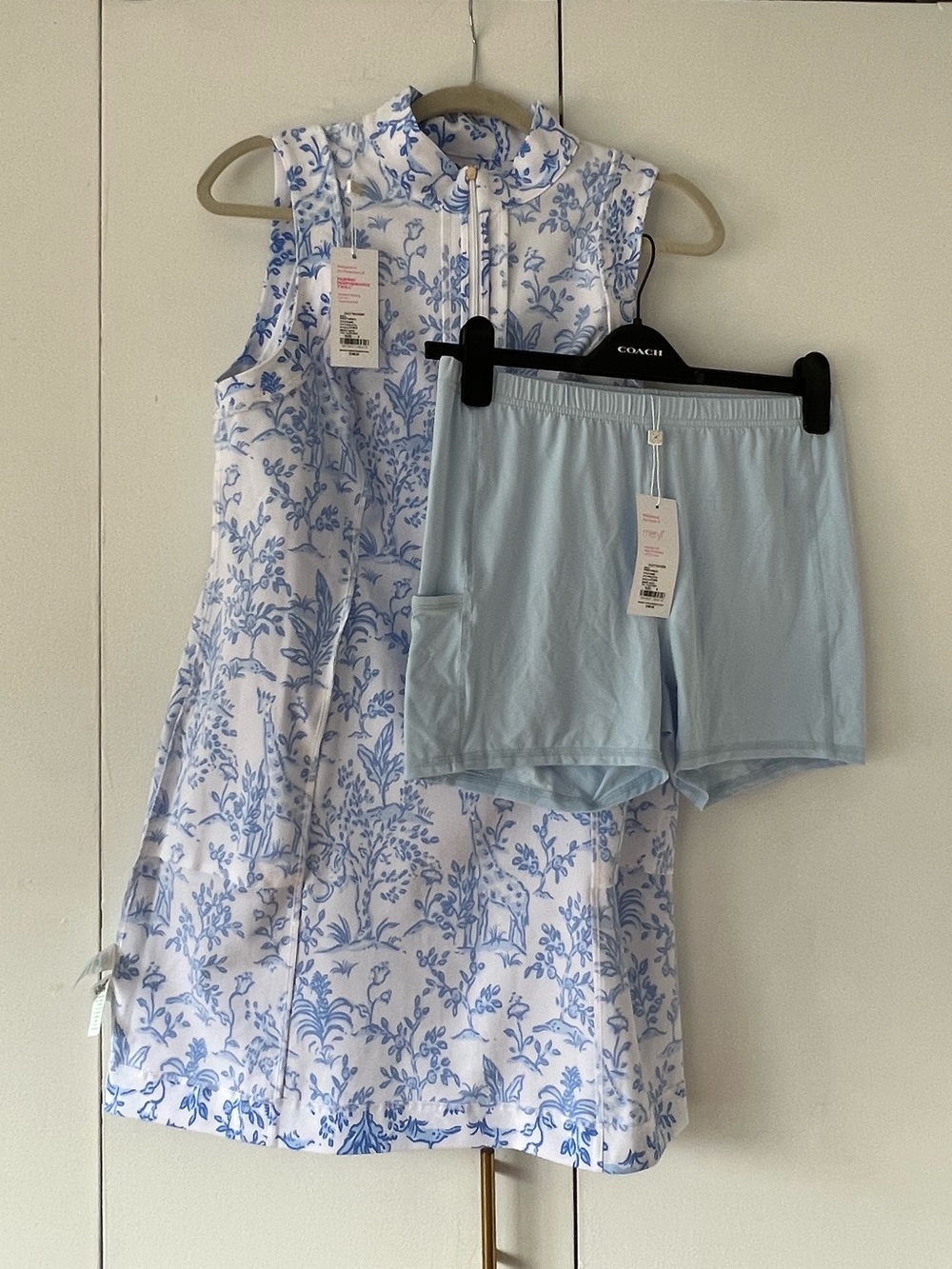 NWT Lilly Pulitzer UPF 50+ Luxletic Kathy Golf Dress "Tall Tales" / Size 8 - Picture 4 of 16